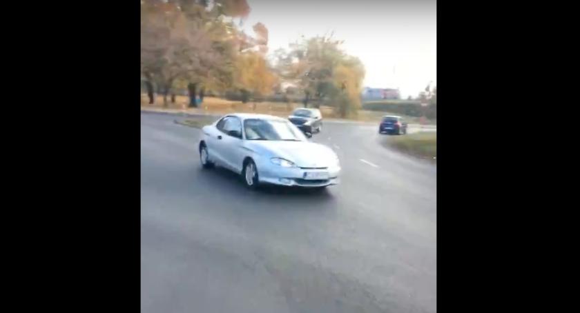 Niebezpieczna sytuacja na rondzie Pokoju Toruńskiego [WIDEO]