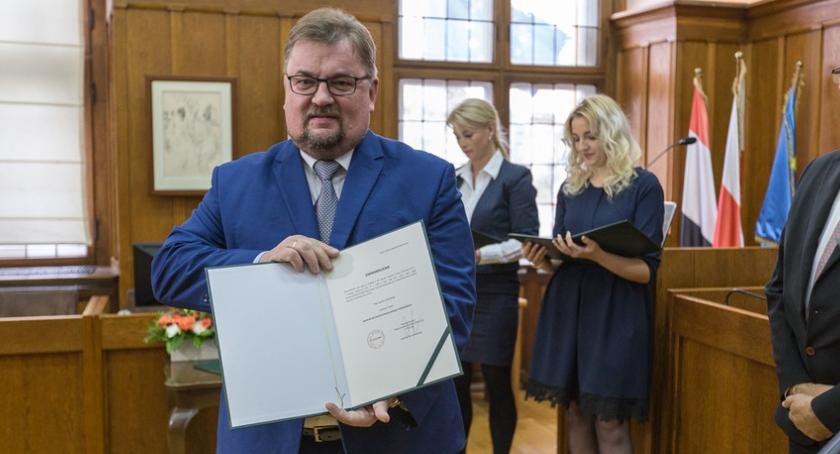 30 naszych reprezentantów w sejmiku odebrało zaświadczenia [FOTO]