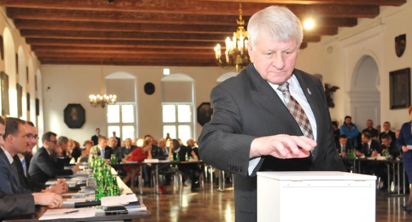 Przed nami pierwsza sesja Rady Miasta nowej kadencji. Otworzy ją Jan Ząbik