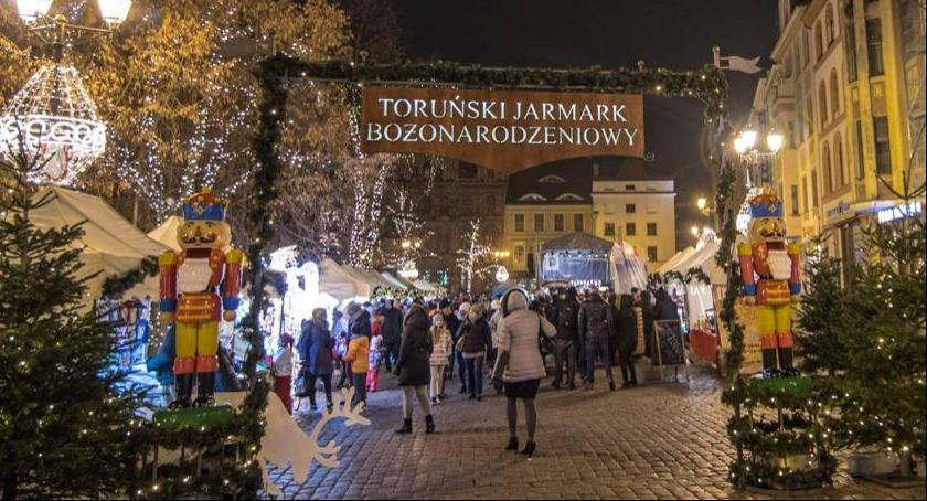 Tak wygląda tegoroczny Jarmark Bożonarodzeniowy w Toruniu [WIDEO]