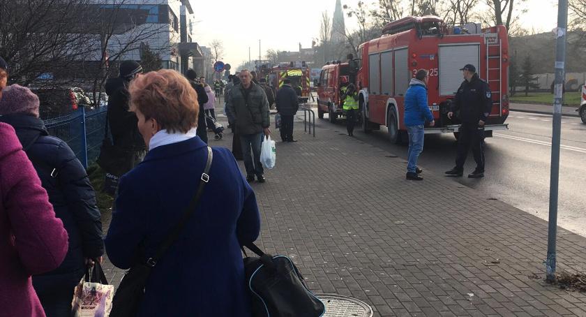 Ewakuacja dworca autobusowego w Toruniu. Co się dzieje? 