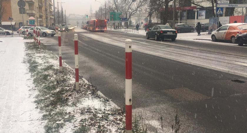 Niebezpiecznie na drogach. Masowo dochodzi do kolizji! [FOTO]