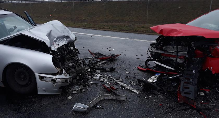 Śmiertelny wypadek na trasie Toruń-Włocławek. Nie żyje 72-letnia kobieta [FOTO]