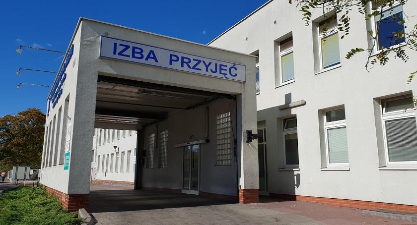 Dramatyczny opis syna pacjentki. Tak w Toruniu została potraktowana ciężko chora kobieta