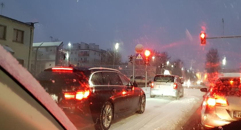 Załamanie pogody. Sprawdzamy, jak o poranku jeździ się po Toruniu