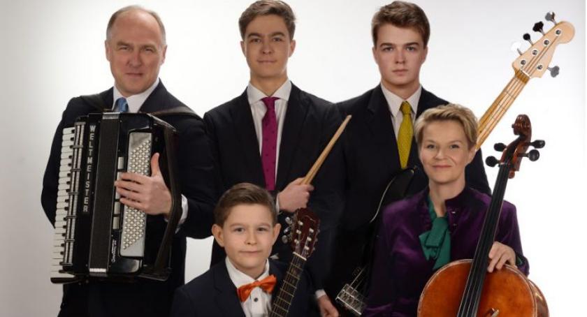 Muzyczny bukiet dla babć i dziadków. Zabierz najbliższych do Dworu Artusa!