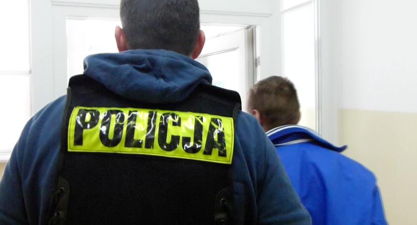 Akcja policji w salonie gier przy Szosie Chełmińskiej. Są zatrzymania [FOTO]