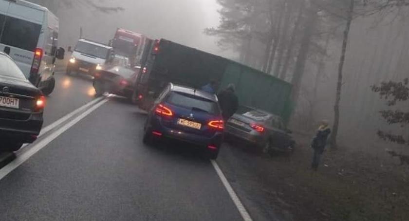 Uwaga kierowcy! Karambol na trasie Toruń-Bydgoszcz [FOTO]