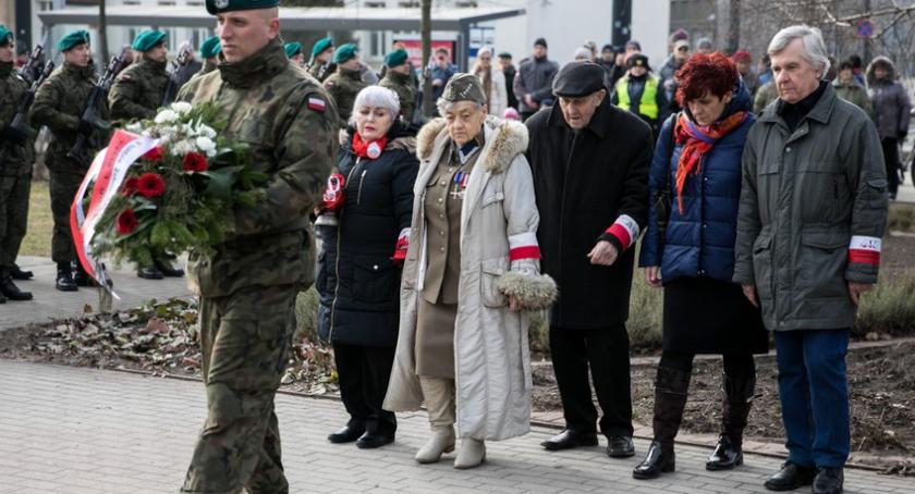 Torunianie uczcili pamięć Żołnierzy Wyklętych [FOTO]