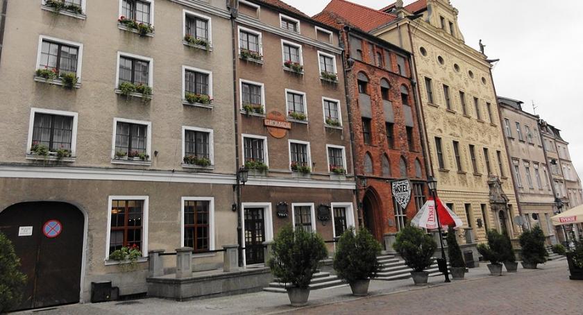 Od Kopernika do Zajazdu Staropolskiego, czyli wyjątkowa historia toruńskiej kamienicy