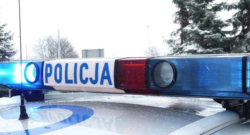 Atak nożownika w Toruniu! Czytelnik: na chodniku ślady krwi