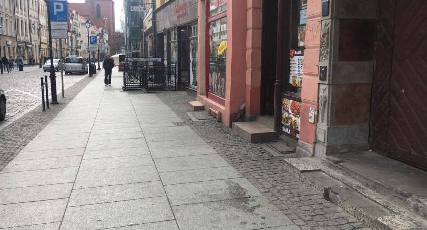 Śmierć na Chełmińskiej. Są zarzuty w sprawie bijatyki przed barem z kebabami