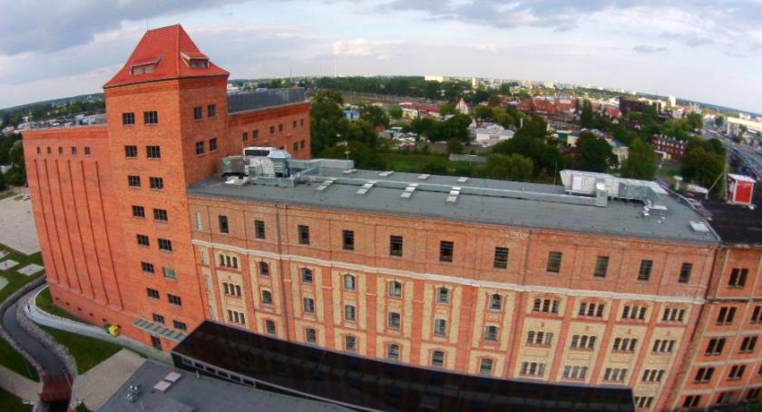 Strajk nauczycieli - Centum Nowoczesności Młyn Wiedzy zaprasza na wystawy