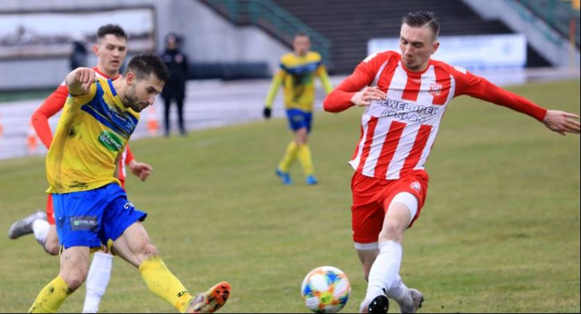 I liga już naprawdę blisko. Ligowy hit dla Elany!