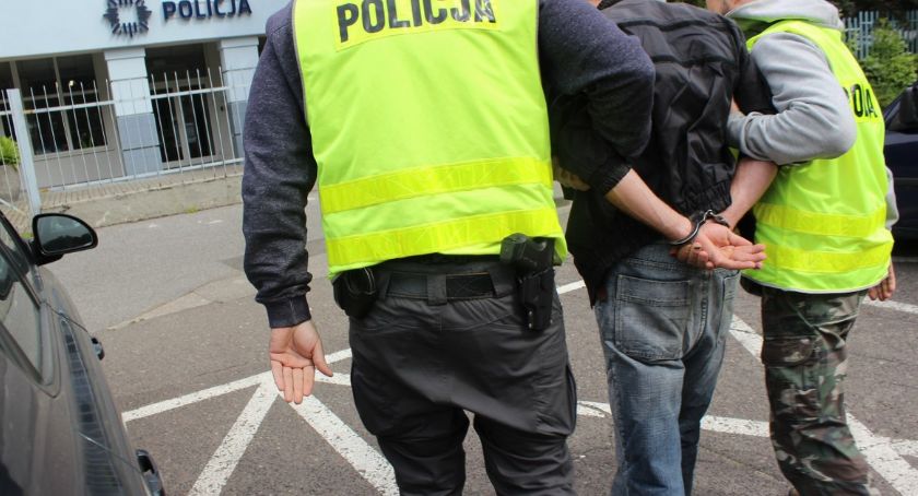 Był pijany, odpoczywał w Kamionkach i... postawił na nogi służby ratunkowe!