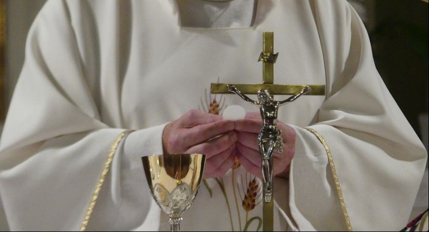 „Tylko nie mów nikomu”. Jest apel do marszałka Całbeckiego, posłów oraz prokuratury