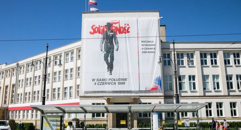 30 lat temu odrzuciliśmy komunizm