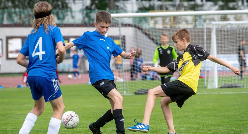 Przyszłe gwiazdy futbolu rywalizowały o prestiżowy puchar w Toruniu [FOTO]