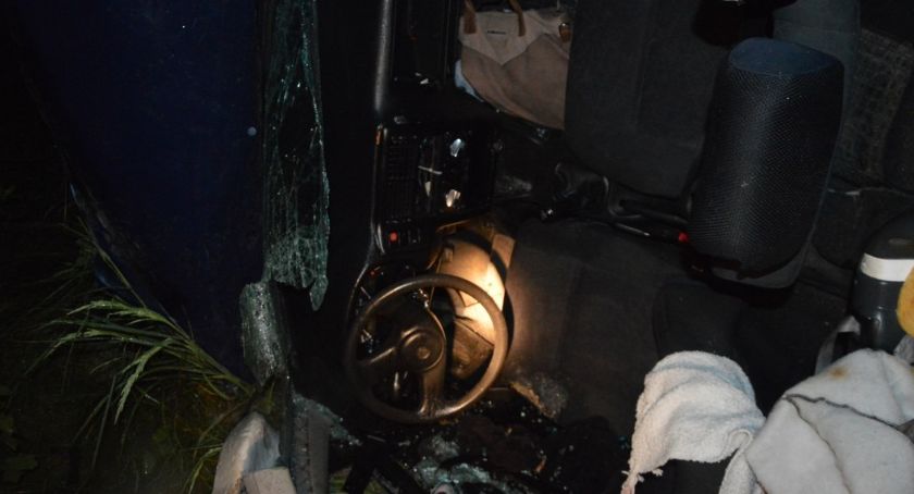 Tragedia pod Toruniem. Nie żyje 2-letni chłopiec, znamy stan zdrowia jego brata i matki [FOTO]