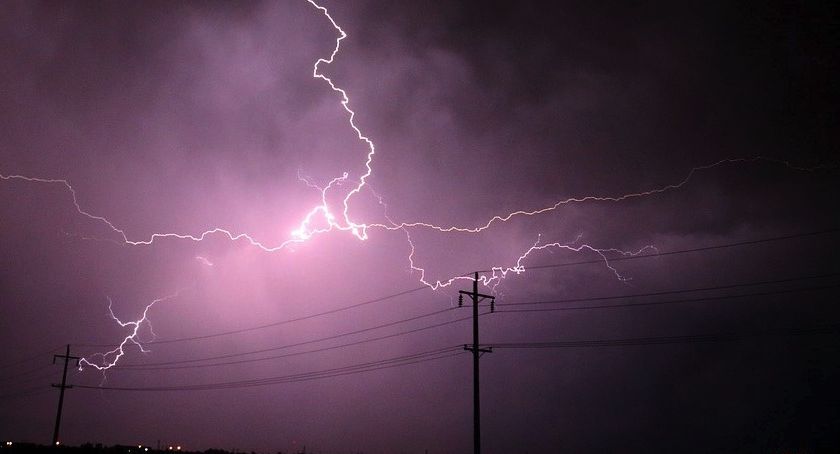 Burza nad Toruniem. Jest ostrzeżenie synoptyków z IMGW