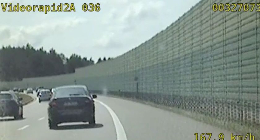 Tak zakończył się policyjny pościg za piratem drogowym na A1 [WIDEO]