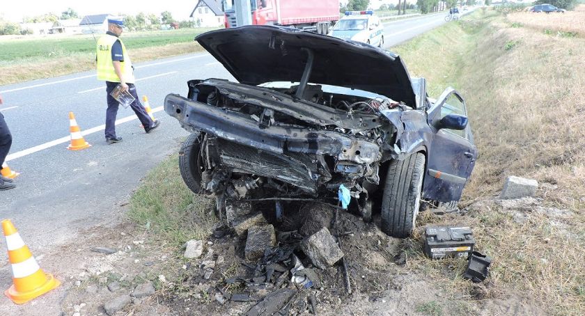 Groźny wypadek na drodze krajowej nr 91. Czworo dzieci trafiło do szpitala [FOTO]