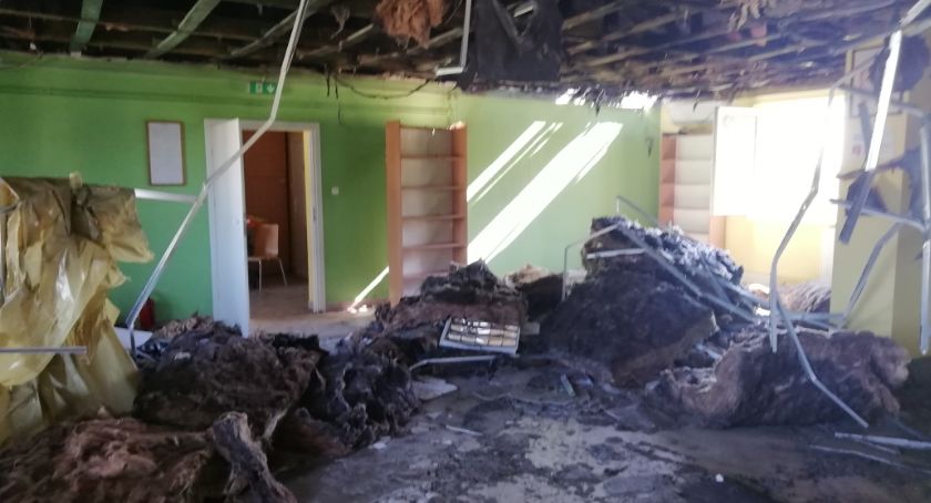 Biblioteka w Ostaszewie zostanie odbudowana po pożarze