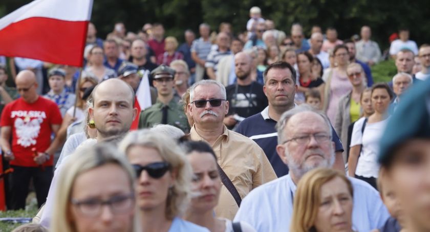 Torunianie uczcili 75. rocznicę Powstania Warszawskiego [FOTO]