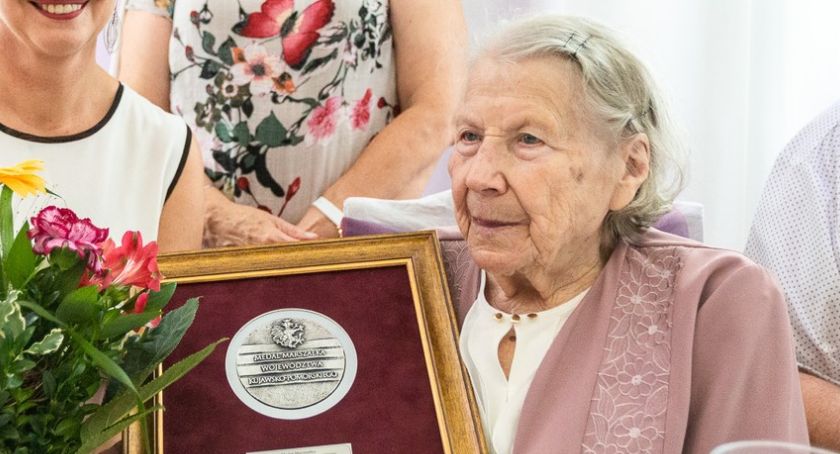 Stuletnia Helena Szymborska z Torunia otrzymała Medal Unitas Durat