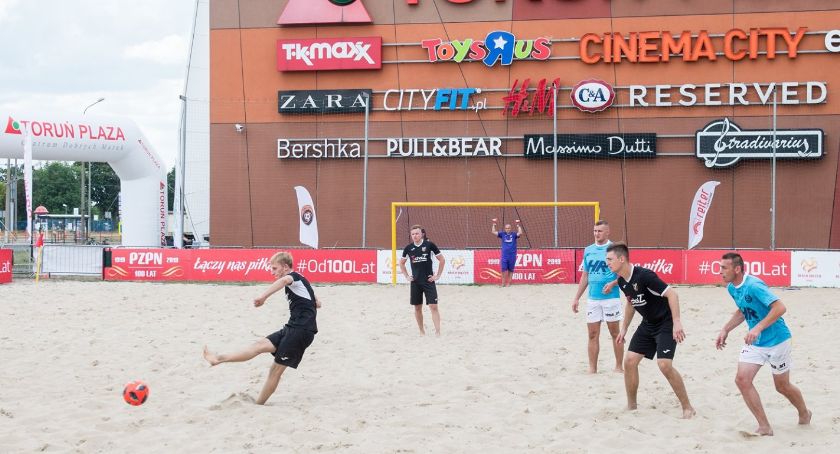 Toruńska Liga Beach Soccera wkracza w decydującą fazę