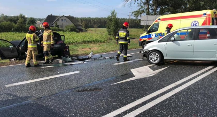 Wypadek na trasie Toruń - Bydgoszcz. Jedna osoba w szpitalu! [FOTO]