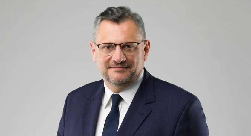 Tomasz Lenz: Odlot marszałka