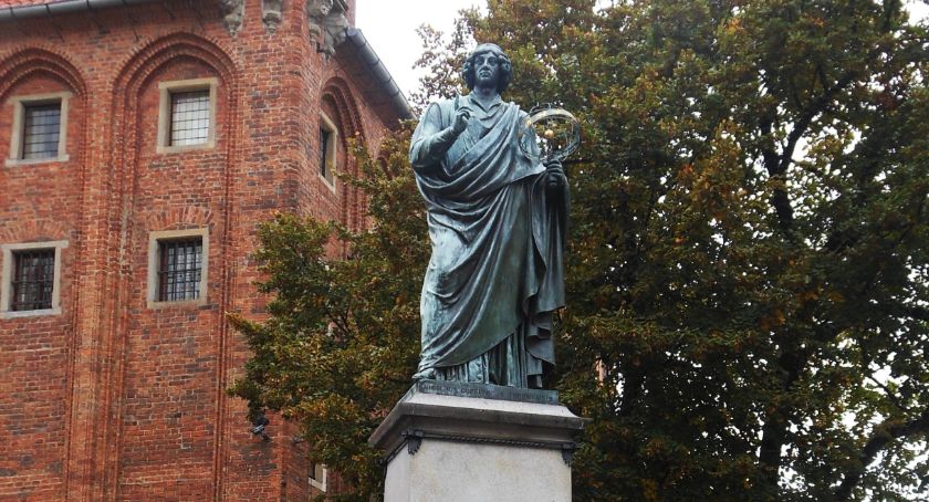 Toruńczyk czy torunianin?