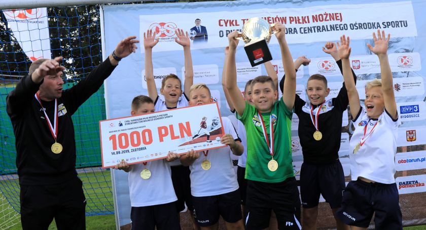 TAF Toruń wygrała w turnieju młodych piłkarzy w Złotorii [FOTO]