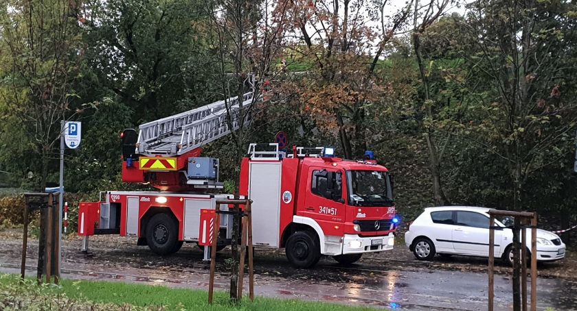 Spora liczba interwencji strażaków. Czy dziś pogoda w Toruniu się uspokoi?