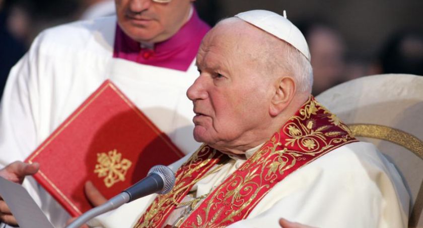 W Arenie Toruń uczcimy pamięć Jana Pawła II