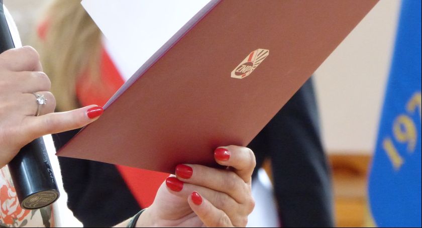 Nauczycielki z gminy Lubicz odebrały medale od prezydenta Andrzeja Dudy