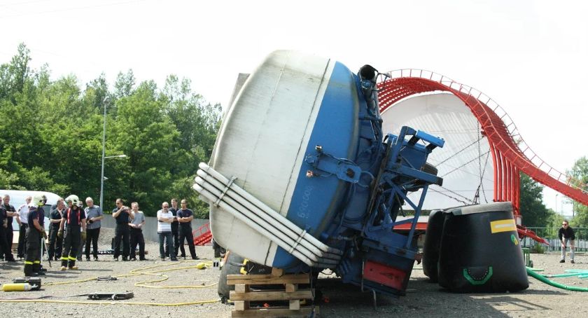 Oryginalny sprzęt pomoże strażakom ochotnikom w ratowaniu życia