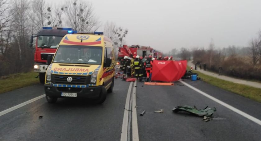 Dwaj bracia jechali do pracy. Zginęli w wypadku pod Toruniem [FOTO]