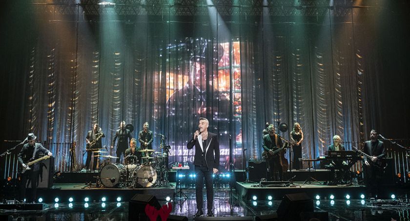 Robbie Williams zaczarował toruńską publiczność w CKK Jordanki [FOTO]