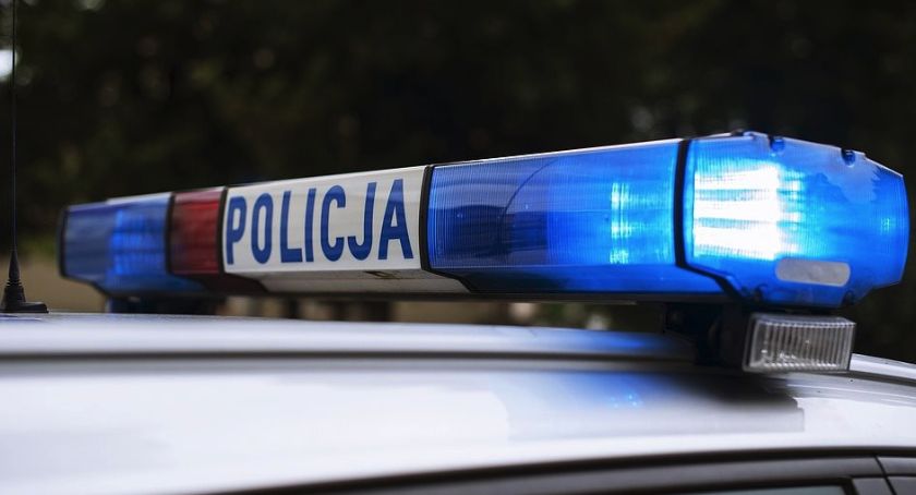 Poranny wypadek pod Toruniem. Trzy osoby trafiły do szpitala