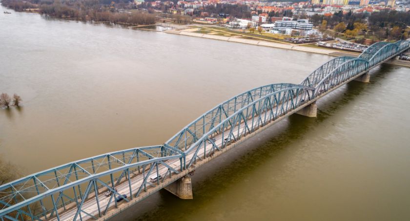 Czytelnik: Postawmy nowy most zamiast remontować stary [LIST]