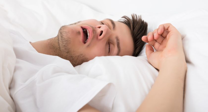 Kolejna nieprzespana noc i zmęczenie w ciągu dnia? To może być powód
