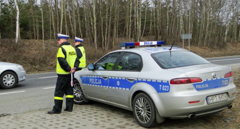 Trwa policyjna akcja w Toruniu. Mundurowi mogą nałożyć mandat do 500 zł