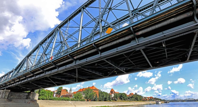 Miasto wybrało najtańszą ofertę. Wiemy, ile będzie kosztować rozbudowa mostu w Toruniu