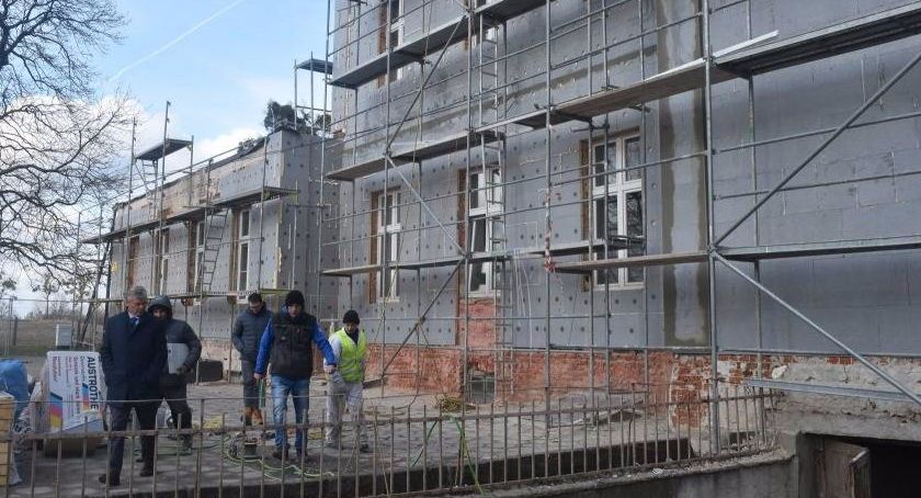 Zabytkowy dworek pod Toruniem odzyska dawny blask za prawie 2 mln zł [FOTO]