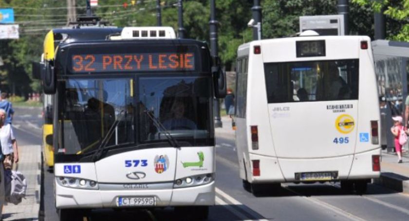 Koronawirus. Od poniedziałku kolejne zmiany w komunikacji miejskiej w Toruniu