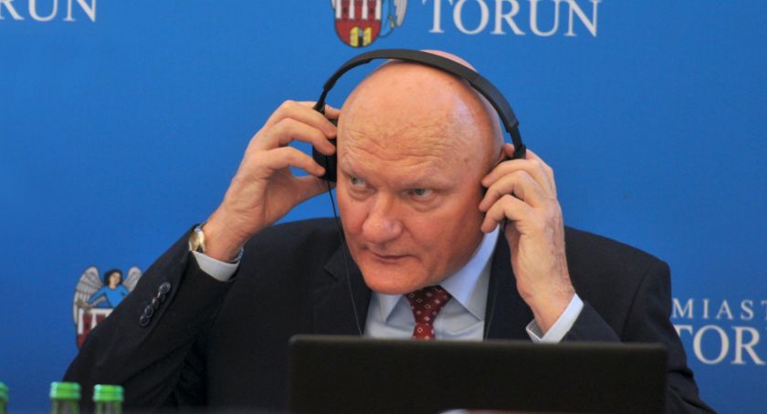 Poczta Polska ponownie zażądała naszych danych. Co na to prezydent Zaleski?