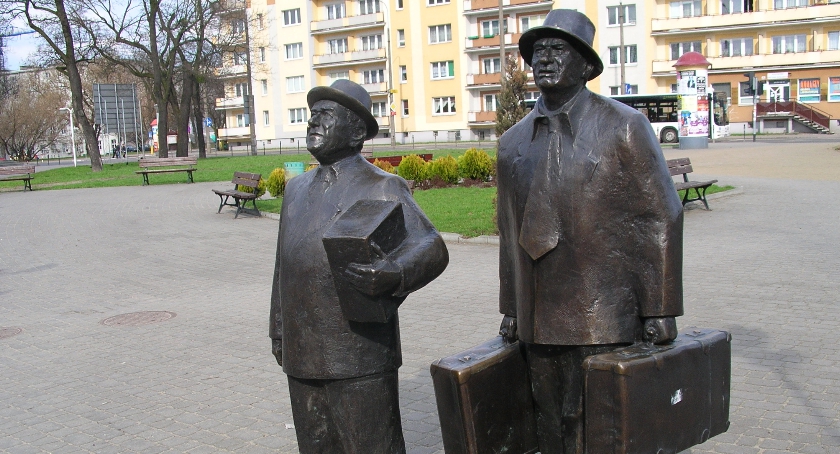 O dwóch takich co wylądowali w Toruniu