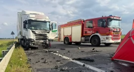 Tragiczny wypadek pod Toruniem. 41-latek wjechał w ciężarówkę